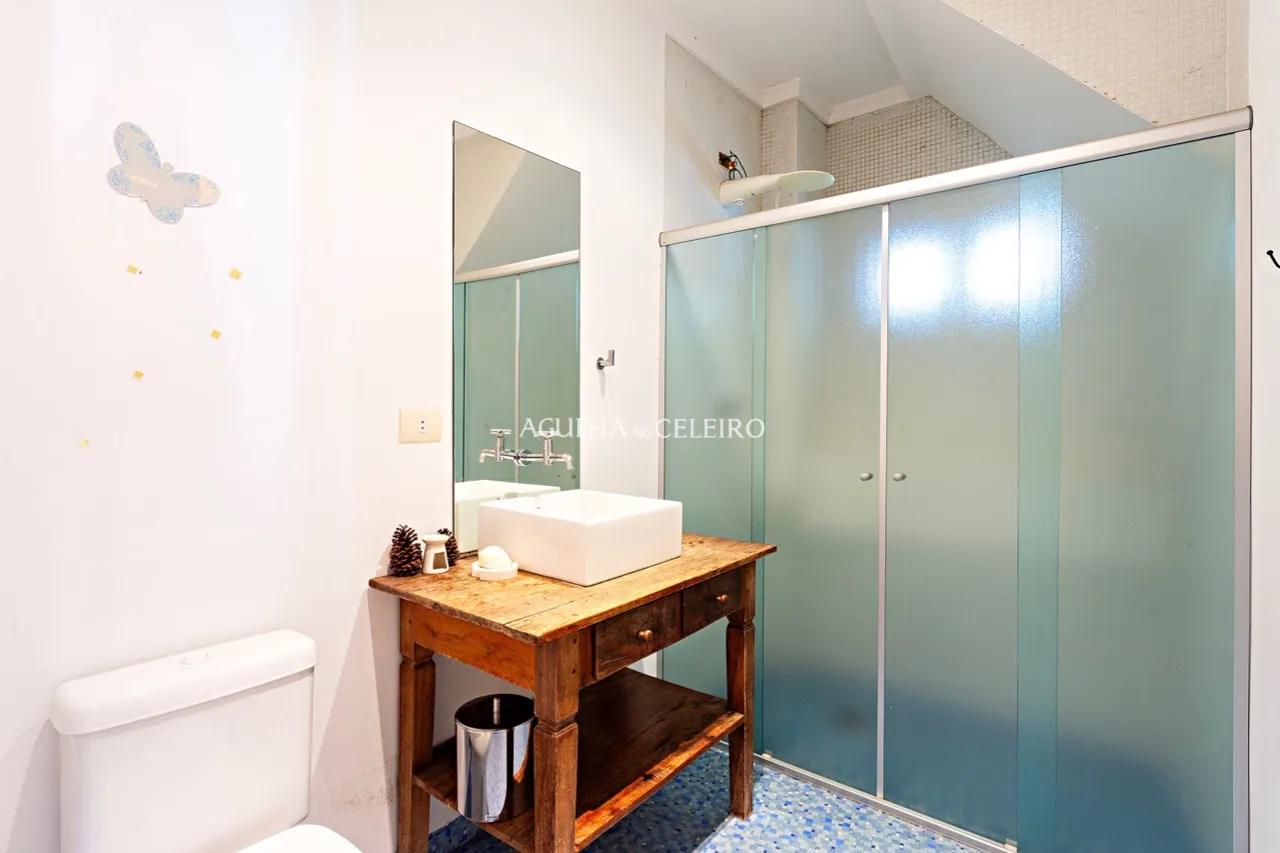 Casa à venda – Alto de Pinheiros – 16358 - Casa-a-venda-no-Alto-de-Pinheiros-com-piscina-Agulha-No-Celeiro0865