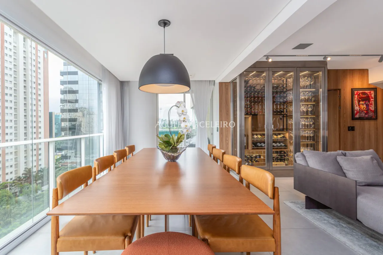 Apartamento impecável mobiliado e decorado á venda no Itaim Bibi. – 9158 - Sala-4