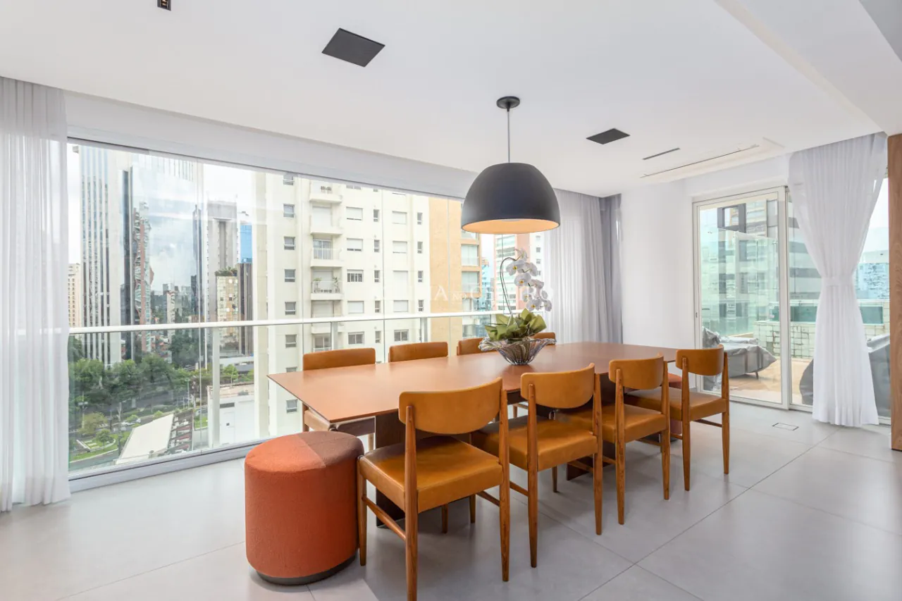 Apartamento impecável mobiliado e decorado á venda no Itaim Bibi. – 9158 - Sala-5