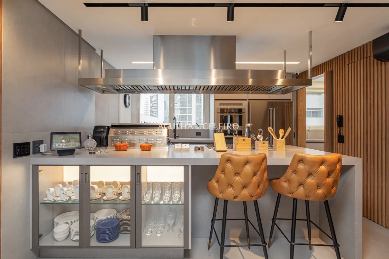 Apartamento impecável mobiliado e decorado á venda no Itaim Bibi. – 9158 - Cozinha-2