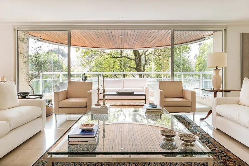 Espaçoso apartamento em prédio cobiçado com vasta iluminação natural. – AP5878 - imovel-21958-52