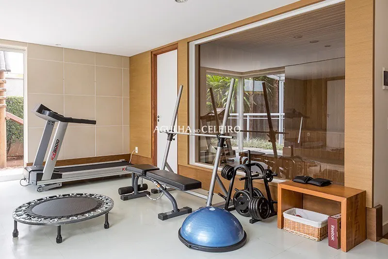 Espaçoso apartamento em prédio cobiçado com vasta iluminação natural. – AP5878 - imovel-21958-4