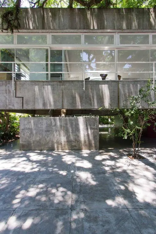 Venda/Alto de Pinheiros: o privilégio de morar numa obra de Paulo Mendes da Rocha – CA0235