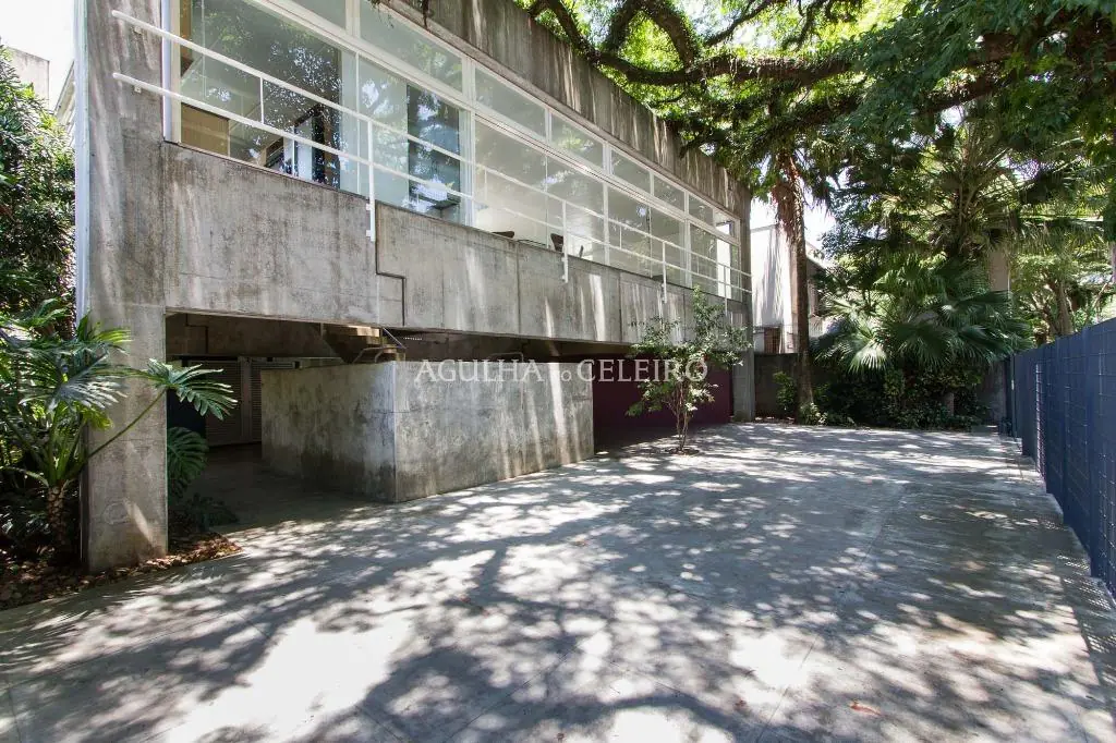Venda/Alto de Pinheiros: o privilégio de morar numa obra de Paulo Mendes da Rocha – CA0235