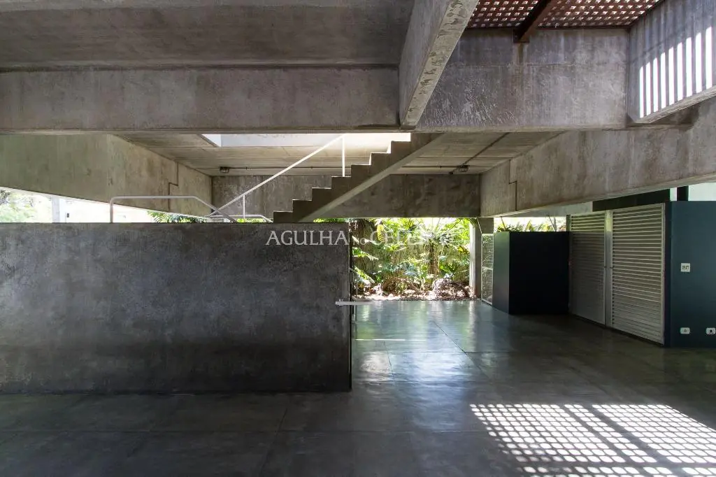 Venda/Alto de Pinheiros: o privilégio de morar numa obra de Paulo Mendes da Rocha – CA0235