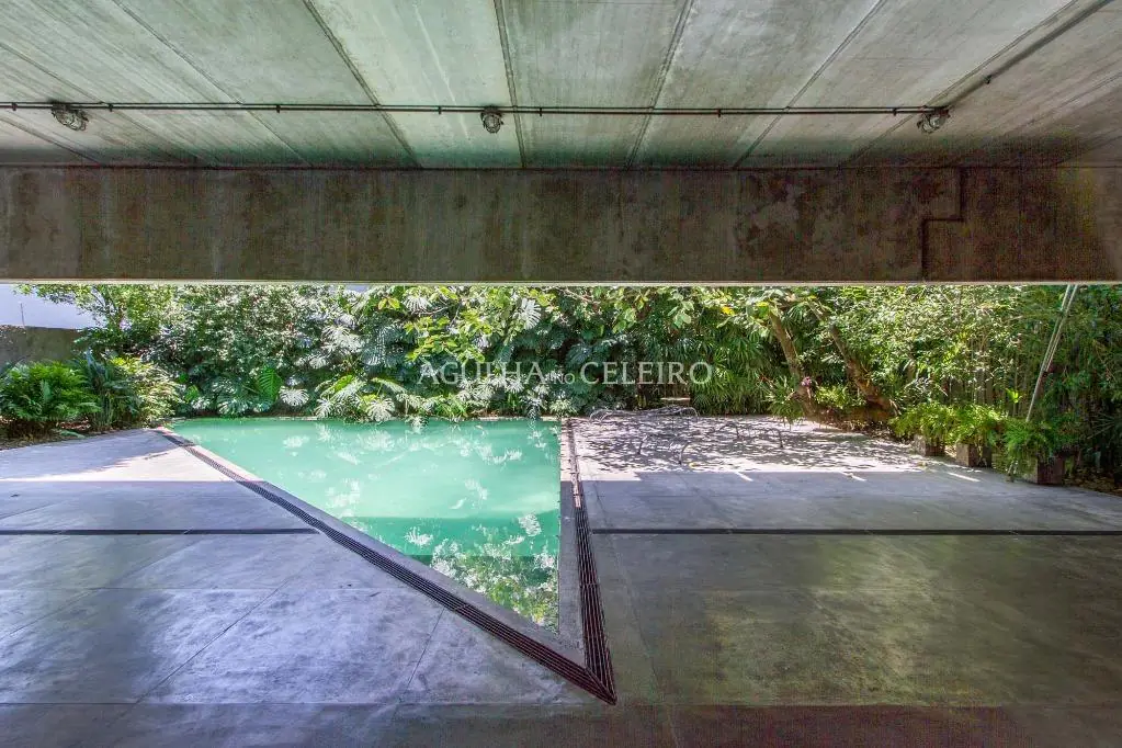 Venda/Alto de Pinheiros: o privilégio de morar numa obra de Paulo Mendes da Rocha – CA0235