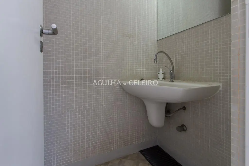 Venda/Alto de Pinheiros: o privilégio de morar numa obra de Paulo Mendes da Rocha – CA0235