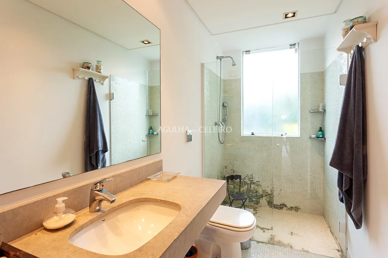 Casa com piscina à venda em Alto de Pinheiros – CA0622