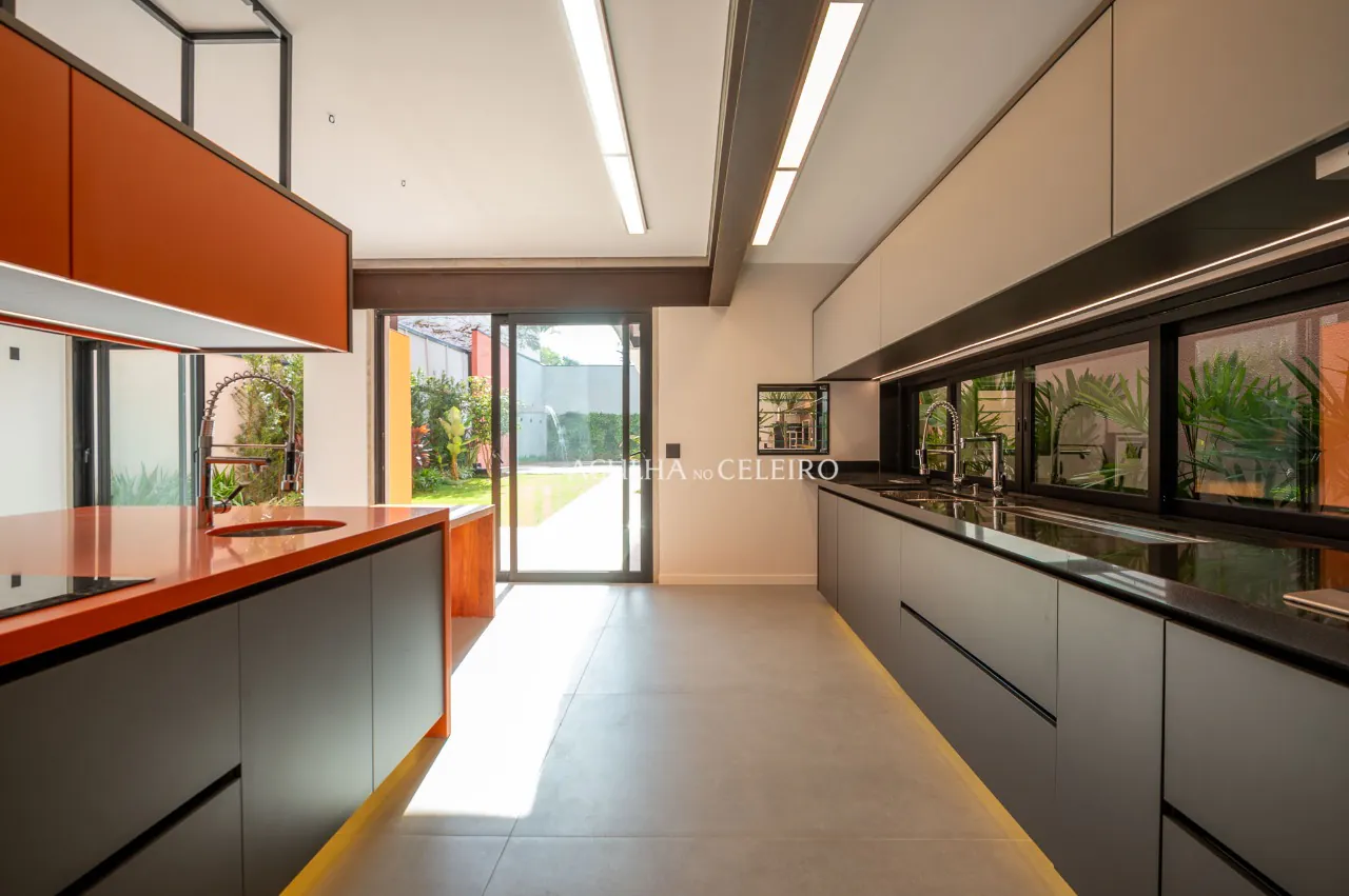 Casa Renovada com Rooftop Panorâmico à venda no Jardim Paulista – CA1156