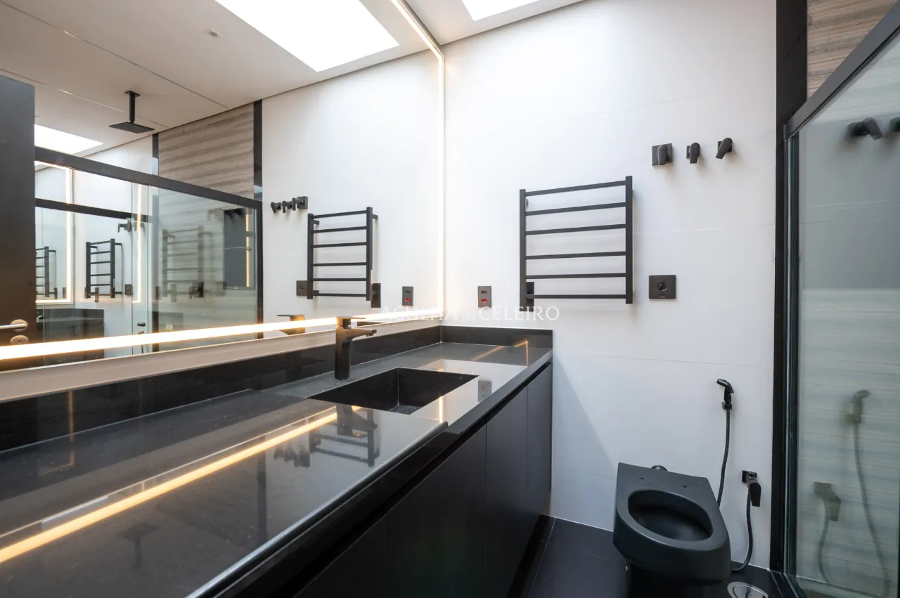 Casa Renovada com Rooftop Panorâmico à venda no Jardim Paulista – CA1156