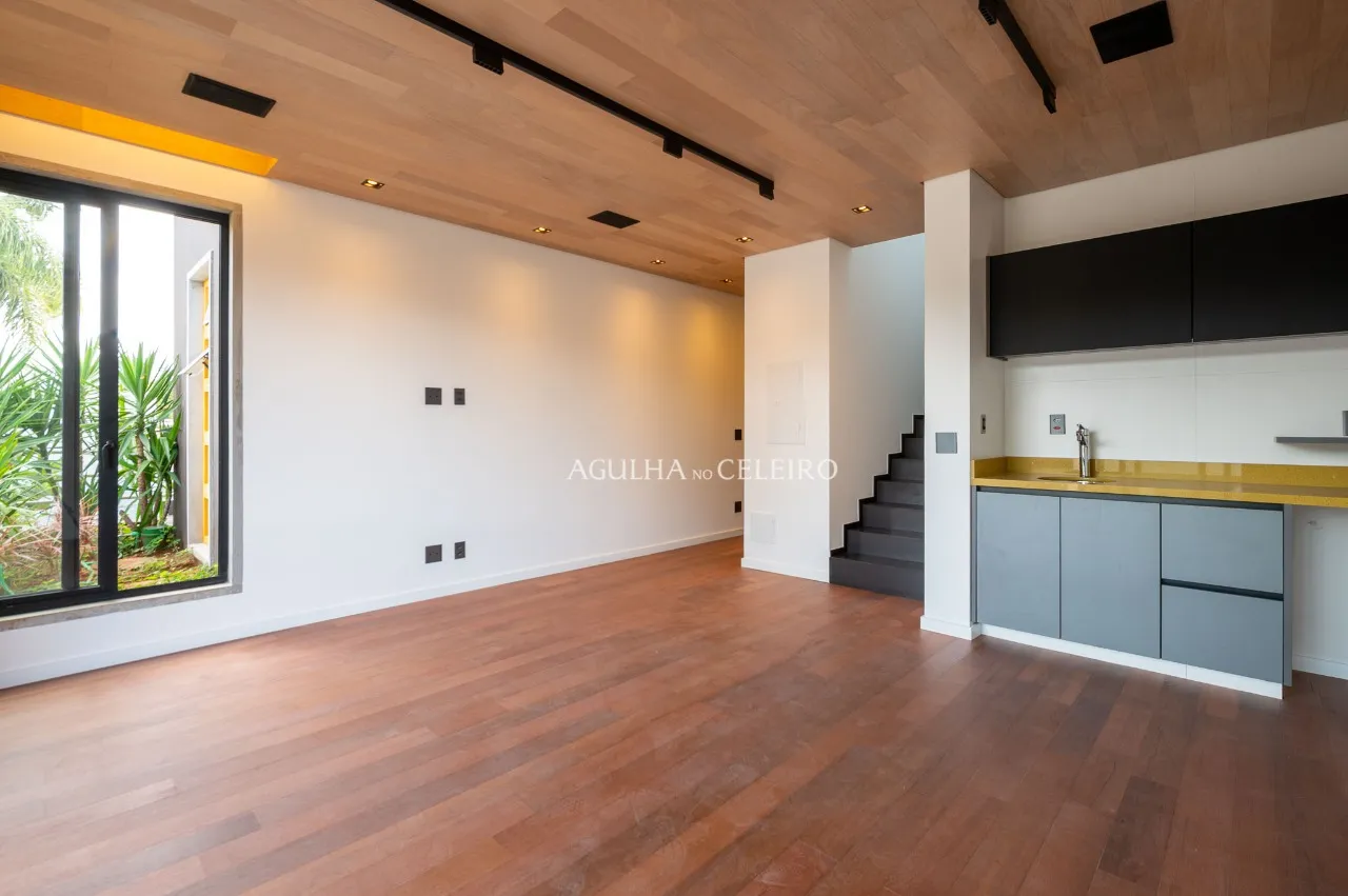 Casa Renovada com Rooftop Panorâmico à venda no Jardim Paulista – CA1156