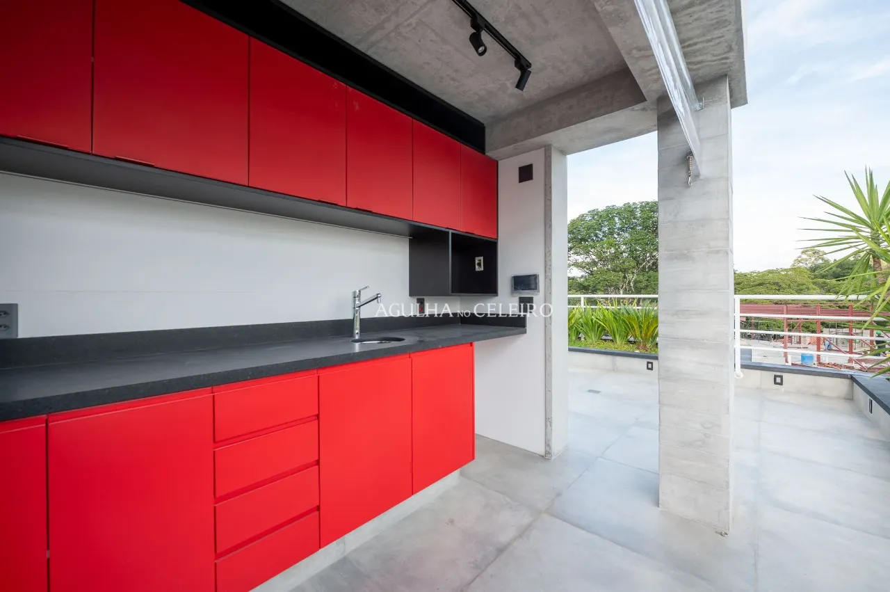 Casa Renovada com Rooftop Panorâmico à venda no Jardim Paulista – CA1156