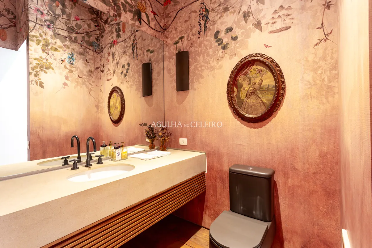 Cobertura espetácular com projeto de Isay Weinfeld à venda no Itaim. – CO0410