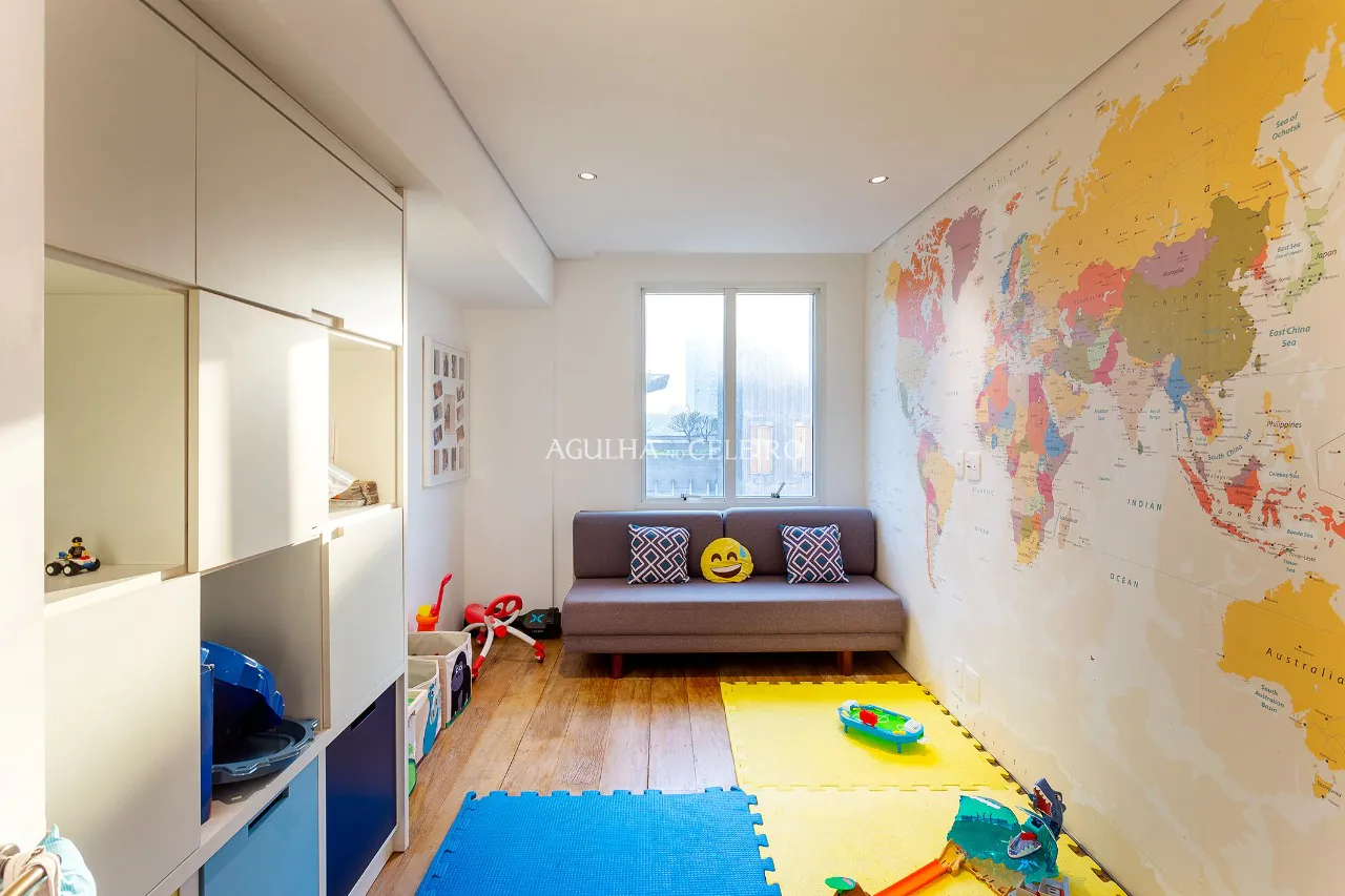 Cobertura espetácular com projeto de Isay Weinfeld à venda no Itaim. – CO0410