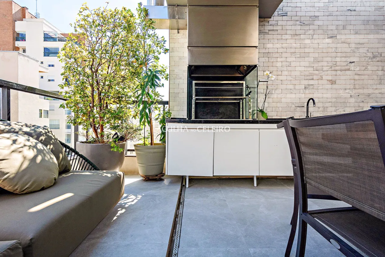 Cobertura reformada com ampla varanda à venda em Pinheiros. – CO0483 - Cobertura-a-venda-em-Pinheiros-com-a?rea-gourmet-Agulha-No-Celeiro4245-HDR