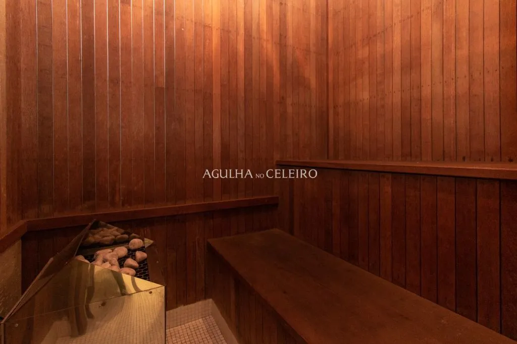 Cobertura duplex à venda em Moema. – CO0767