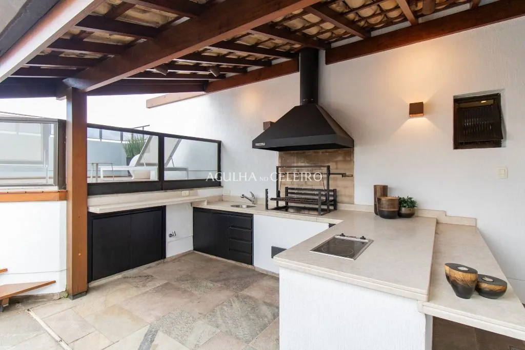 Cobertura duplex à venda em Moema. – CO0767