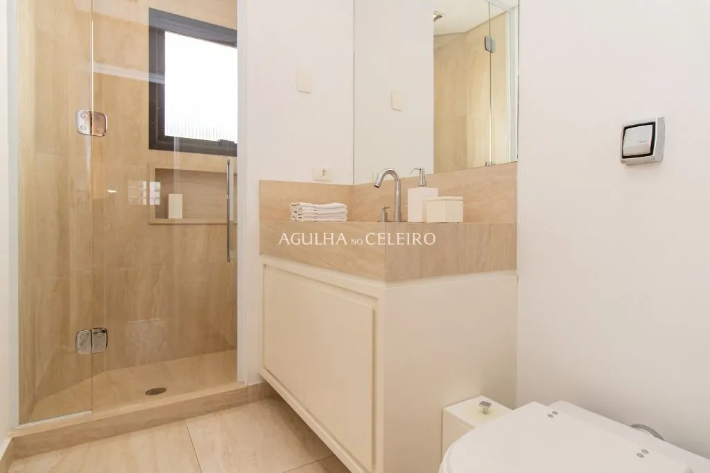 Cobertura duplex à venda em Moema. – CO0767