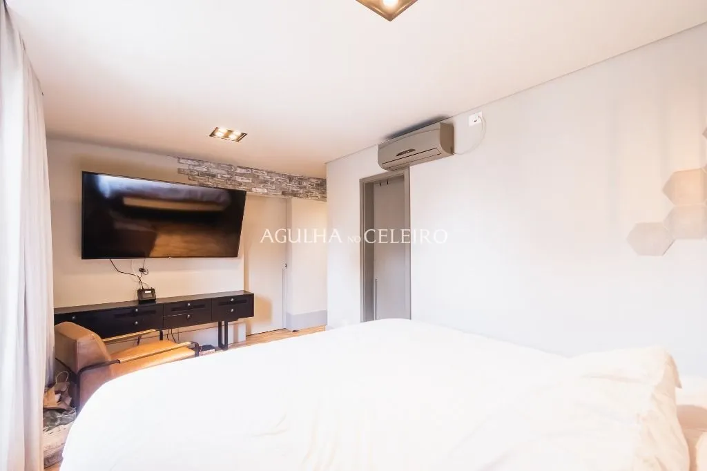 Cobertura charmosa no miolo do Itaim para venda. – CO0852