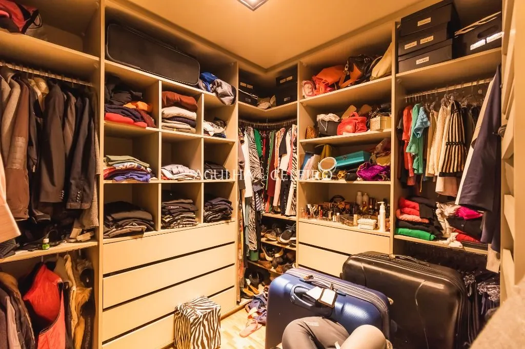 Cobertura charmosa no miolo do Itaim para venda. – CO0852