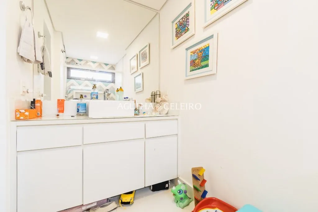 Cobertura charmosa no miolo do Itaim para venda. – CO0852