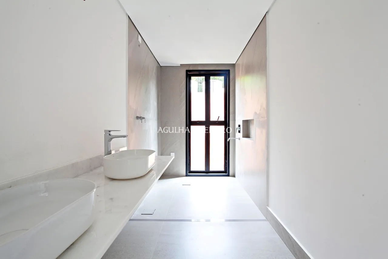 o-mais-recente-condominio-de-casas-a-passos-das-corujas-14921-9