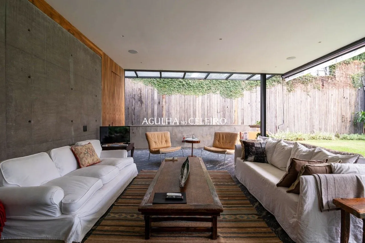 No miolo do Jardim América, a Casa como extensão do clube, e o clube como extensão da casa! – 16518 - Sem-Título-3