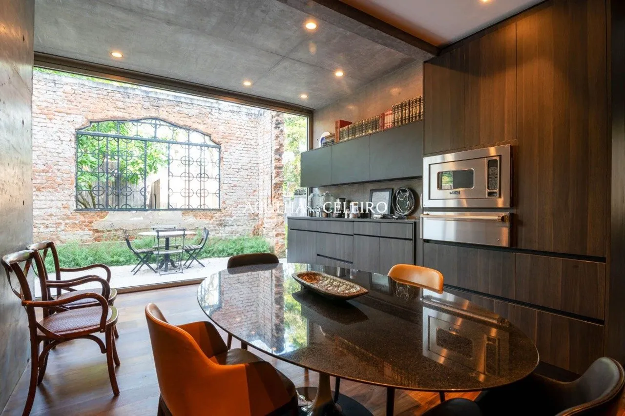 No miolo do Jardim América, a Casa como extensão do clube, e o clube como extensão da casa! – 16518 - Sem-Título-16