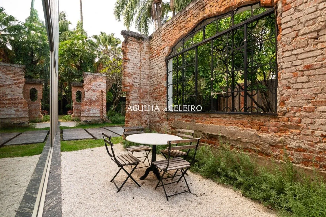 No miolo do Jardim América, a Casa como extensão do clube, e o clube como extensão da casa! – 16518 - Sem-Título-18