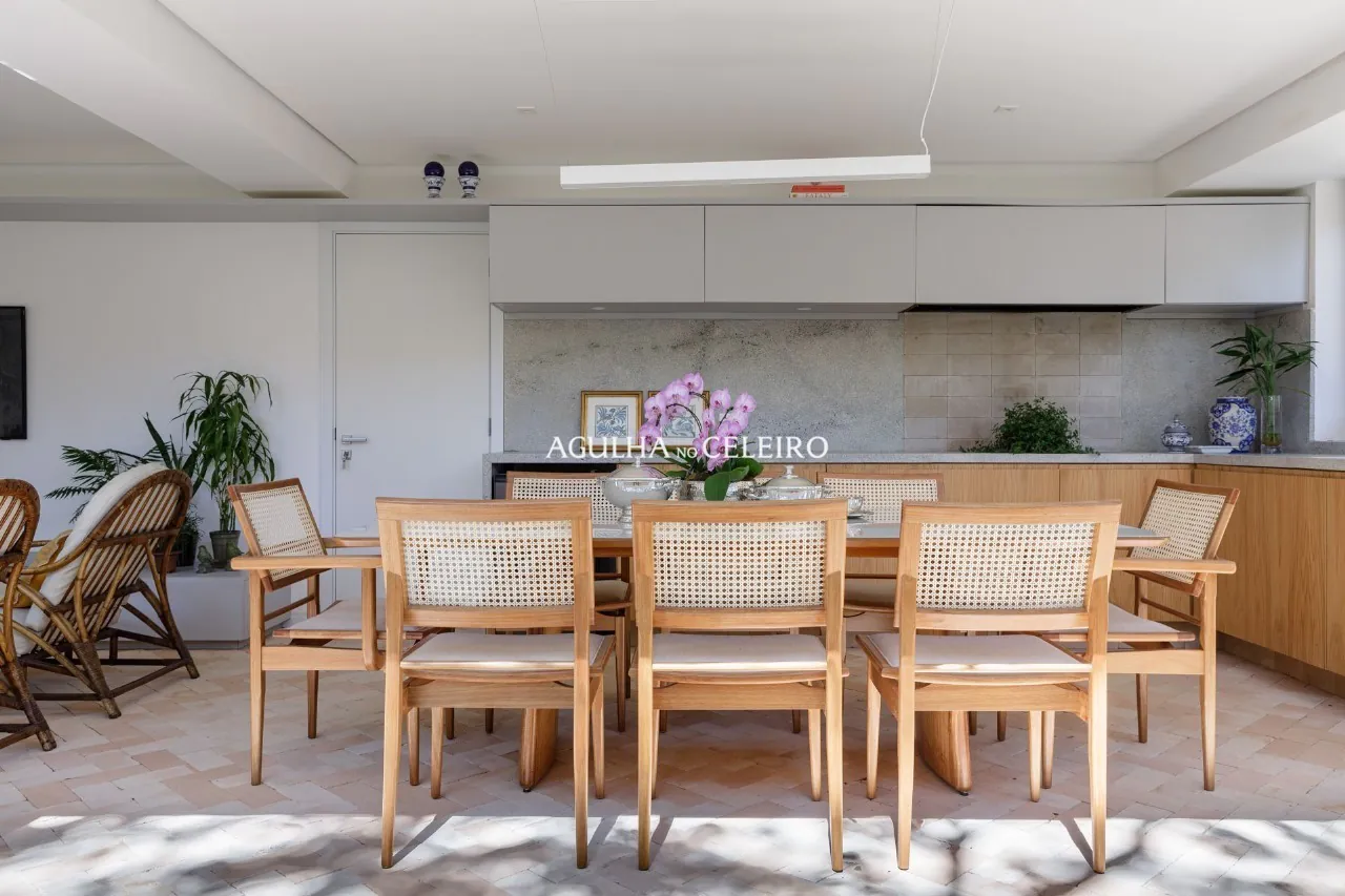 Casa reformada à venda em Moema – 16647