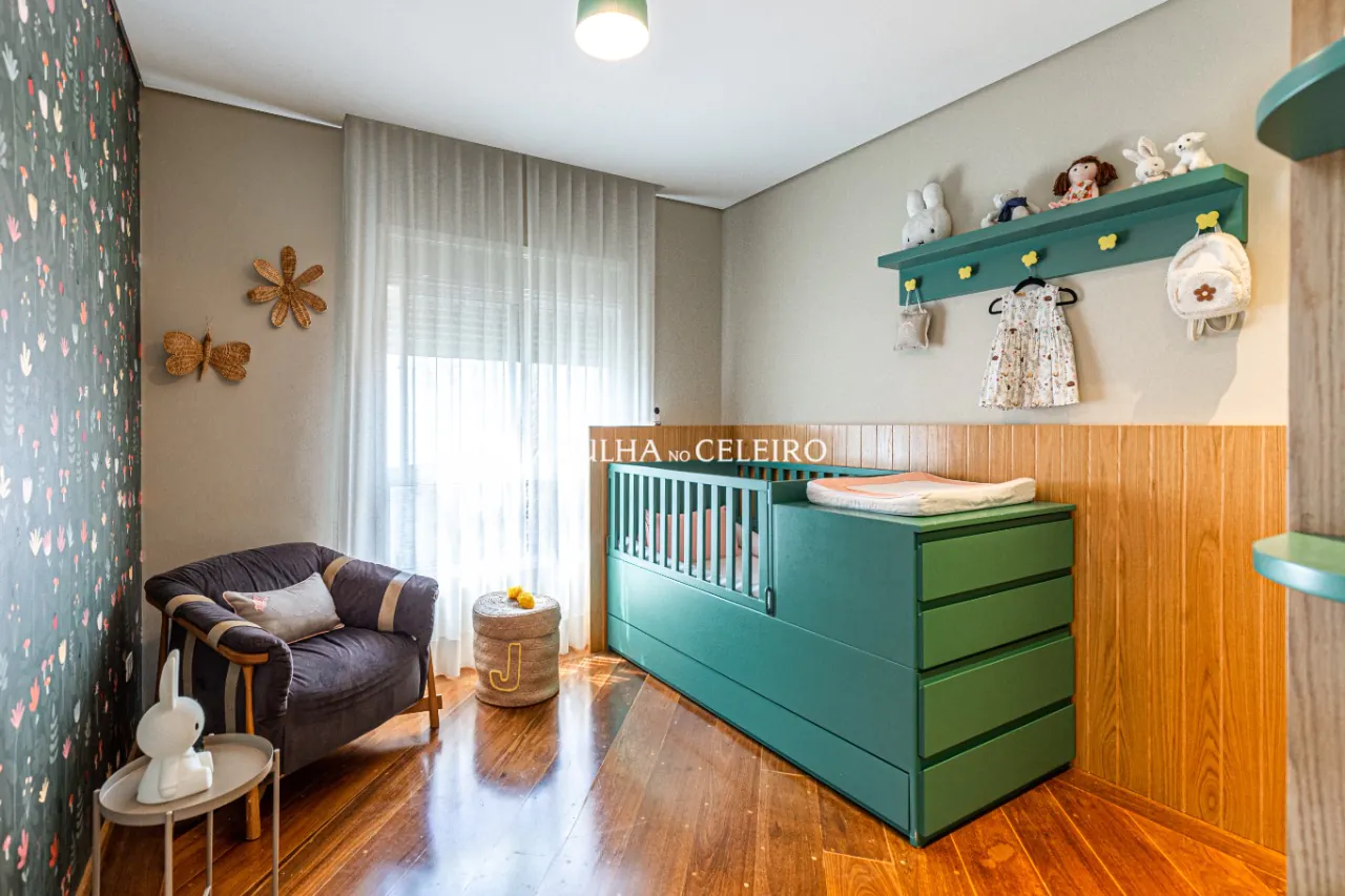 Cobertura reformada com piscina à venda em Moema – 16735