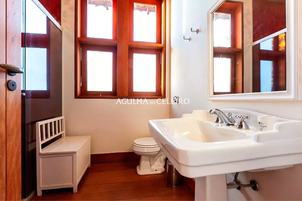 linda-casa-estilo-toscana-a-venda-na-fazenda-da-grama-16584-14