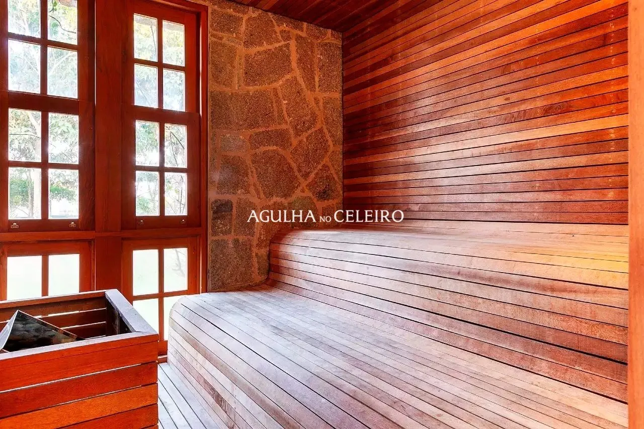 linda-casa-estilo-toscana-a-venda-na-fazenda-da-grama-16584-17