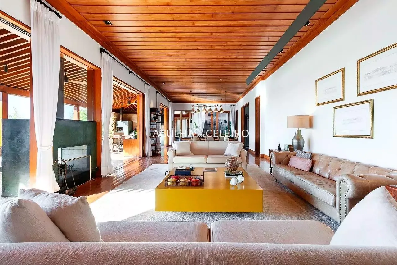 linda-casa-estilo-toscana-a-venda-na-fazenda-da-grama-16584-6