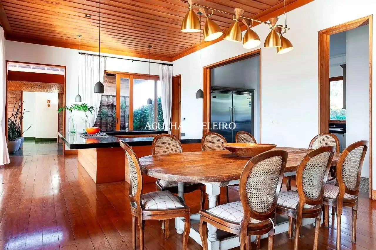 linda-casa-estilo-toscana-a-venda-na-fazenda-da-grama-16584-8