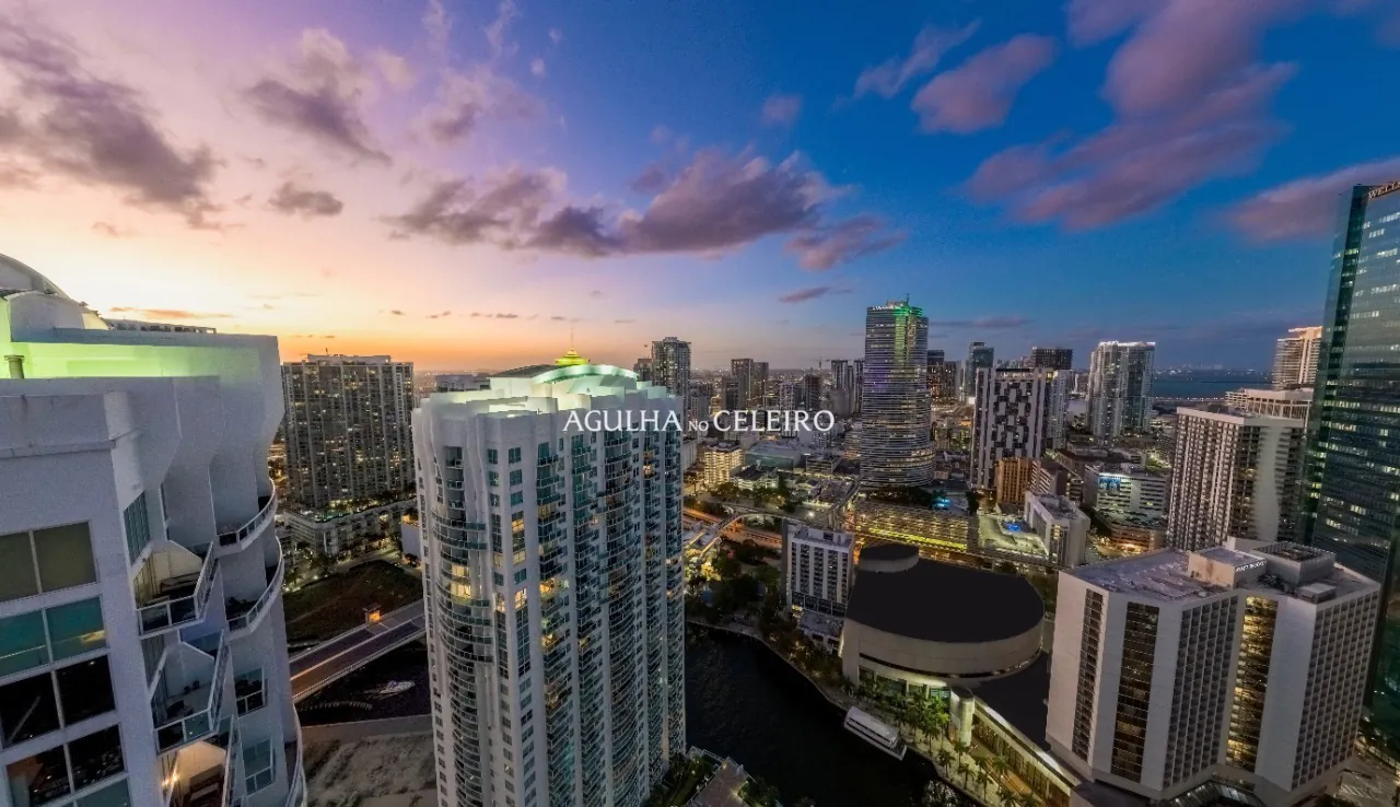 projeto-com-acabamentos-incriveis-para-venda-em-miami-16528-17