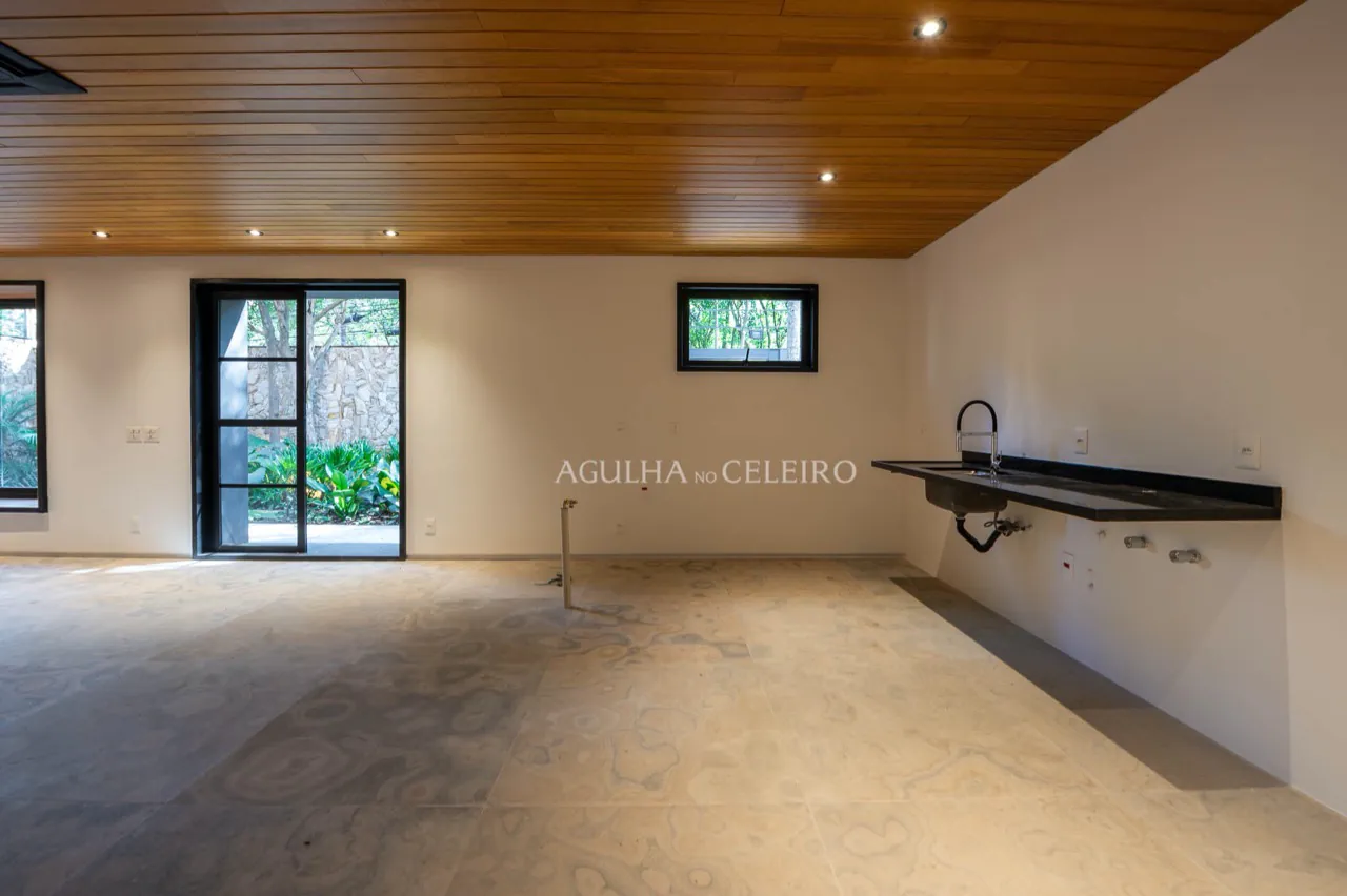 a-casa-de-condominio-a-passos-das-corujas-16884-16884-6