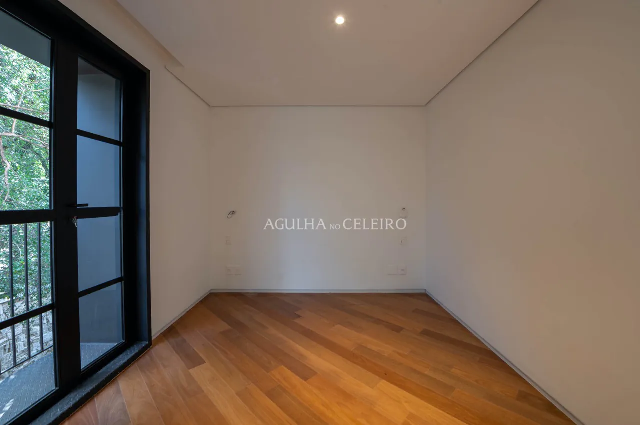 a-casa-de-condominio-a-passos-das-corujas-16884-16884-9