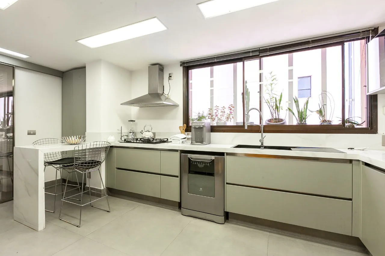 apartamento-amplo-e-elegante-em-localizacao-privilegiada-no-jardim-america-16773-9