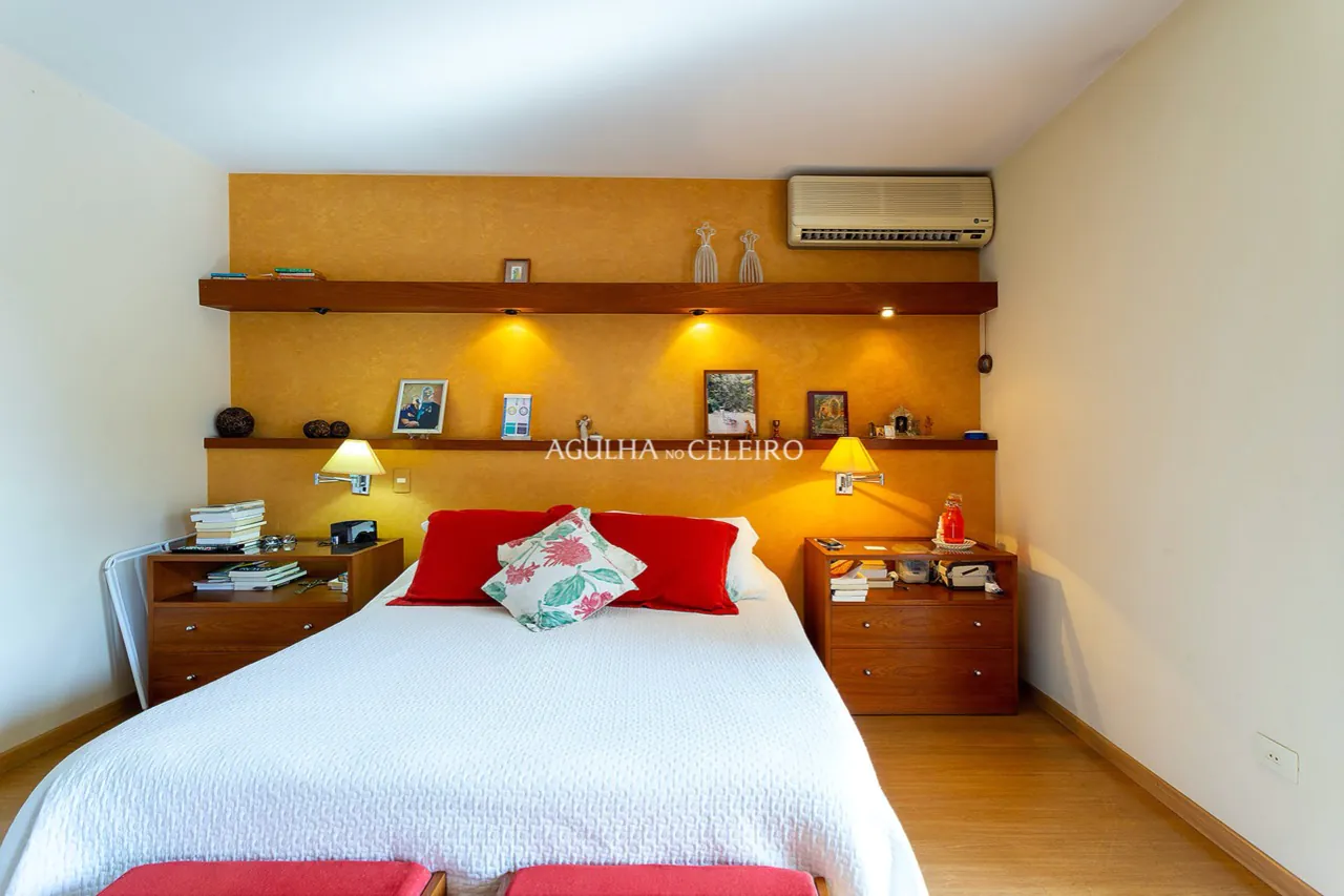 casa-espacosa-para-deixar-do-seu-jeito-para-venda-na-vila-madalena-16772-14