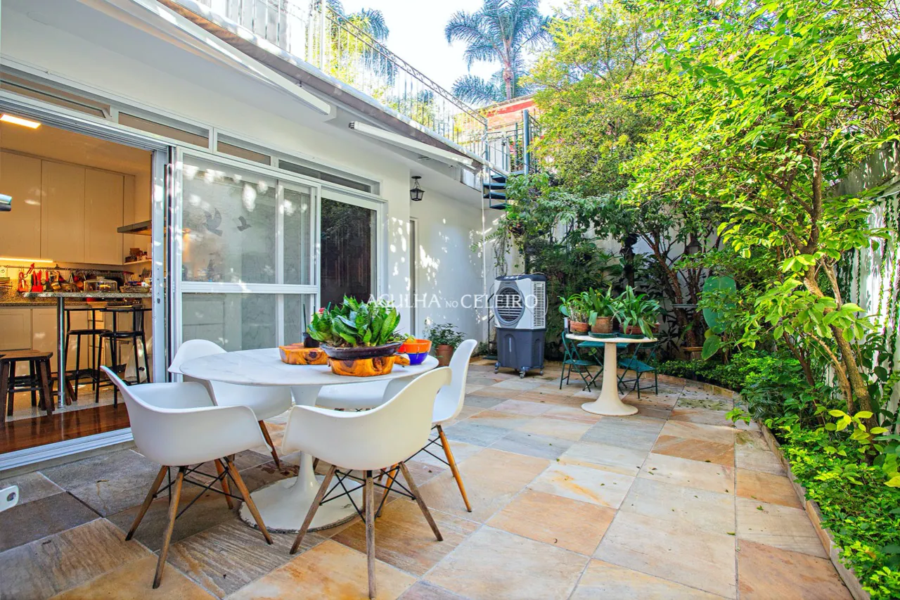 casa-perfeita-para-sua-familia-em-localizacao-premium-no-jardim-america-16807-2