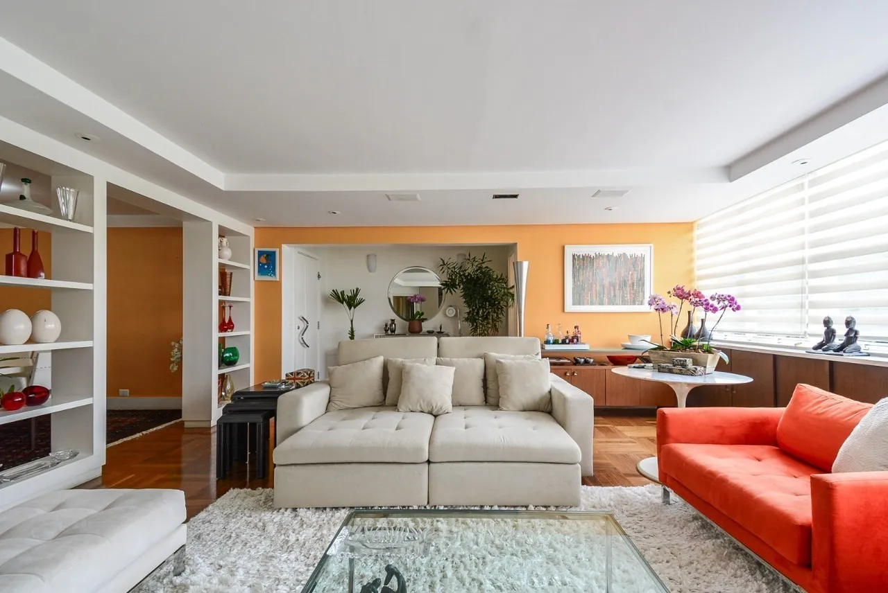 Apartamento com vista panorâmica para o Jardim Europa no coração do Itaim. – 15435