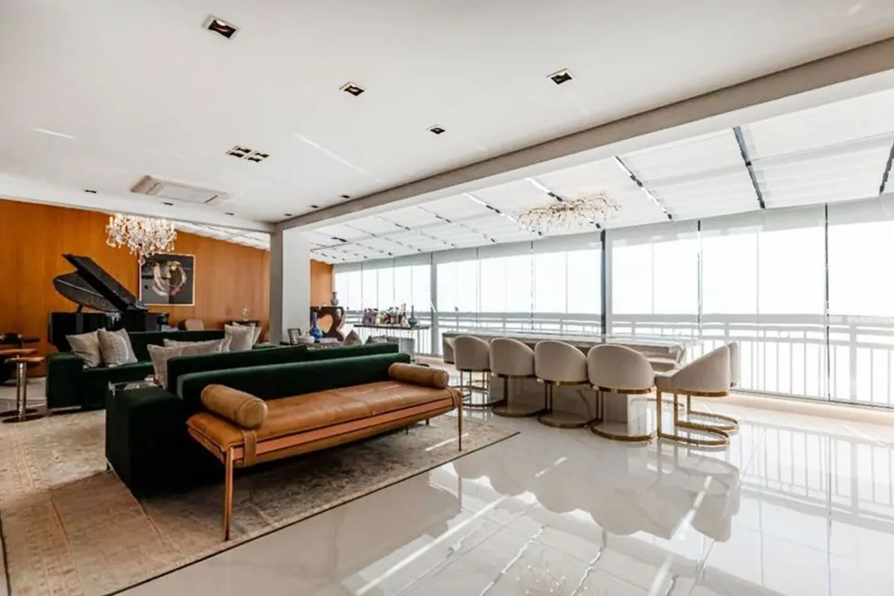 Apartamento lindo, reformado à venda em Moema – 15937