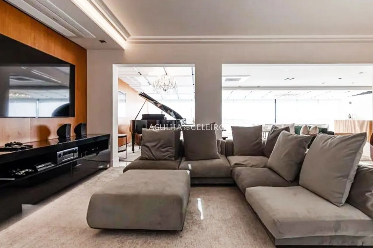 Apartamento lindo, reformado à venda em Moema – 15937