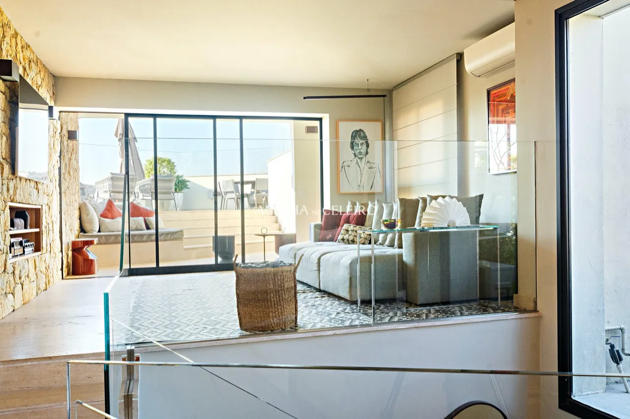 Cobertura linda, com piscina à venda na Vila Nova Conceição – 16453