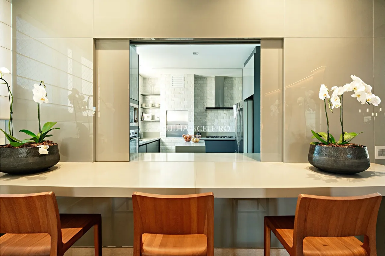 Cobertura linda, com piscina à venda na Vila Nova Conceição – 16453