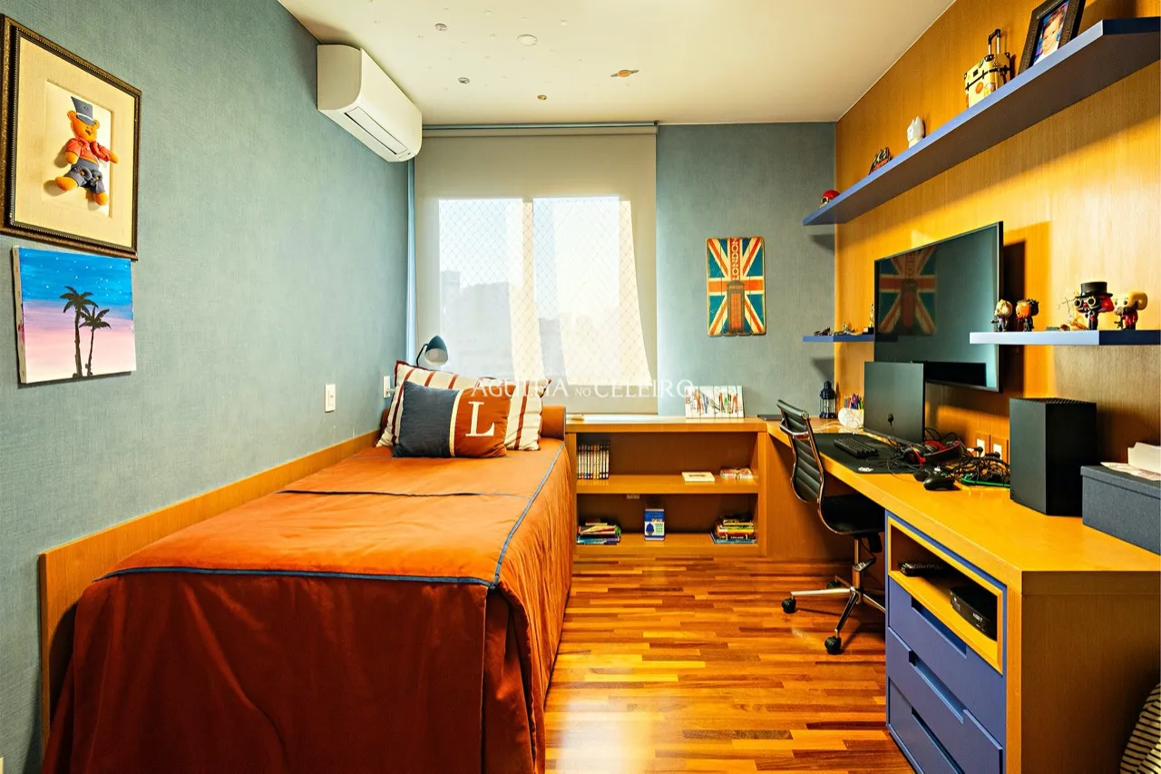 Cobertura linda, com piscina à venda na Vila Nova Conceição – 16453