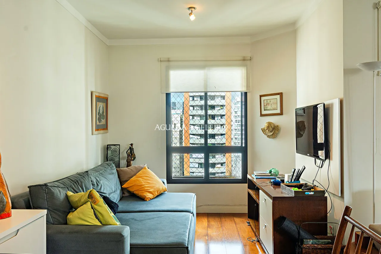 Apartamento amplo a venda em Moema – 16658