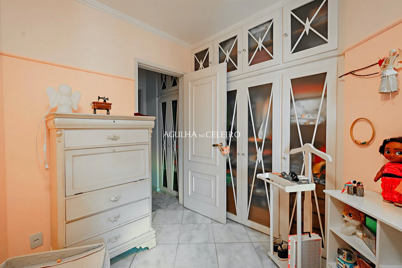 Apartamento amplo a venda em Moema – 16658