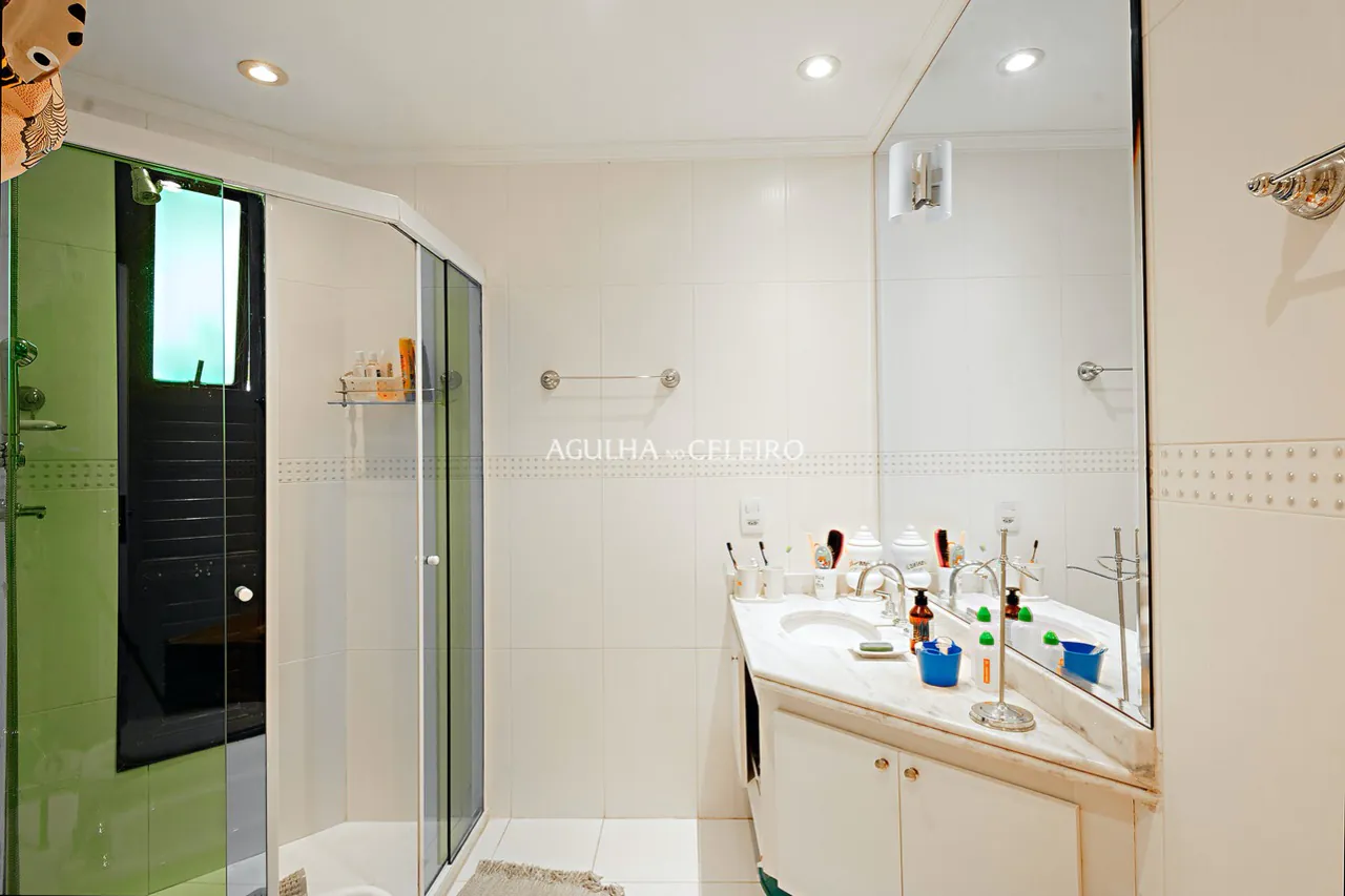 Apartamento amplo a venda em Moema – 16658